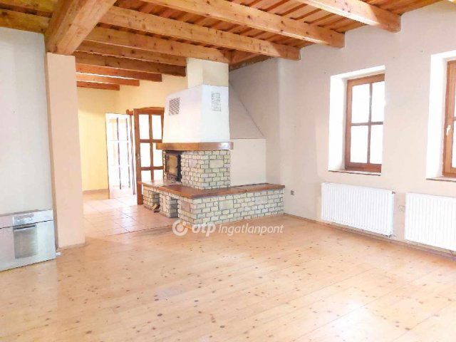 Eladó családi ház, Kecskeméten 134.48 M Ft, 1+4 szobás