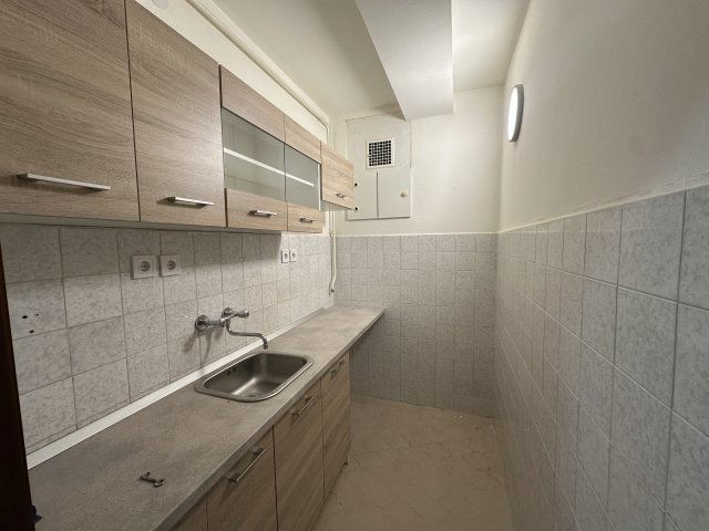 Eladó téglalakás, Budapesten, X. kerületben 42.5 M Ft, 1 szobás