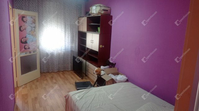 Eladó téglalakás, Zalaegerszegen 39.9 M Ft, 3 szobás