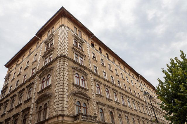 Eladó téglalakás, Budapesten, VIII. kerületben 91 M Ft, 2 szobás