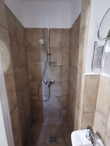 Kiadó téglalakás, albérlet, Pécsett 100 E Ft / hó, 1 szobás