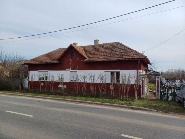 Eladó családi ház, Körösszakálon 3 M Ft, 3 szobás