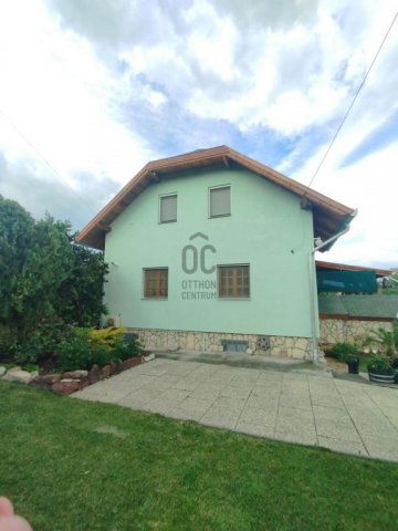 Eladó családi ház, Csopakon 179 M Ft, 5 szobás