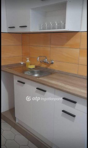 Eladó téglalakás, Hatvanban 41.9 M Ft, 2 szobás