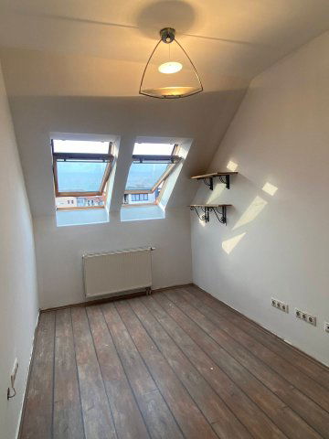 Eladó téglalakás, Tatabányán 77 M Ft, 4 szobás