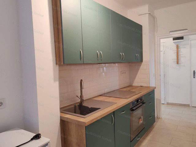 Kiadó téglalakás, albérlet, Szolnokon 160 E Ft / hó, 2 szobás