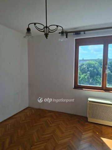 Eladó téglalakás, Hajdúböszörményen 43.9 M Ft, 2 szobás
