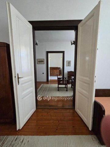 Eladó családi ház, Tabdin 95 M Ft, 45 szobás