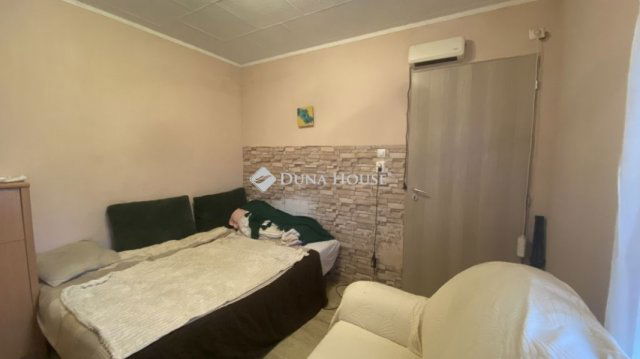 Eladó ikerház, Békéscsabán 29.9 M Ft, 3 szobás