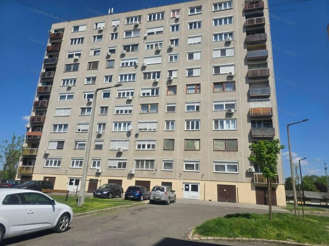 Eladó panellakás, Cegléden 36.9 M Ft, 2 szobás