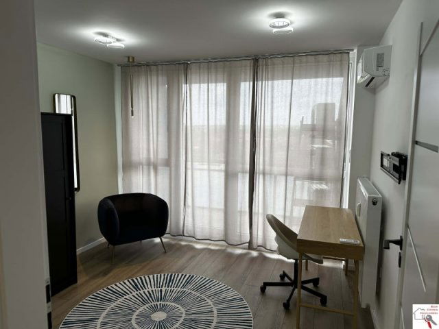 Eladó panellakás, Pécsett 63.9 M Ft, 3 szobás