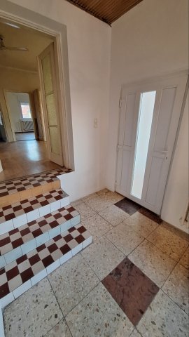 Eladó családi ház, Gödöllőn 118 M Ft, 3 szobás