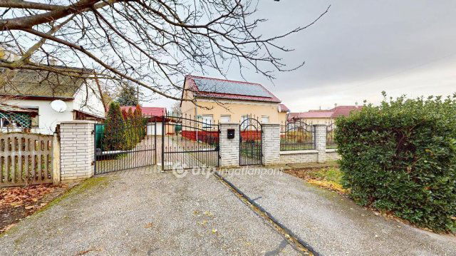 Eladó családi ház, Nagykállóban 59.7 M Ft, 3 szobás