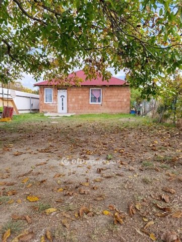 Eladó családi ház, Érden 46.9 M Ft, 3 szobás