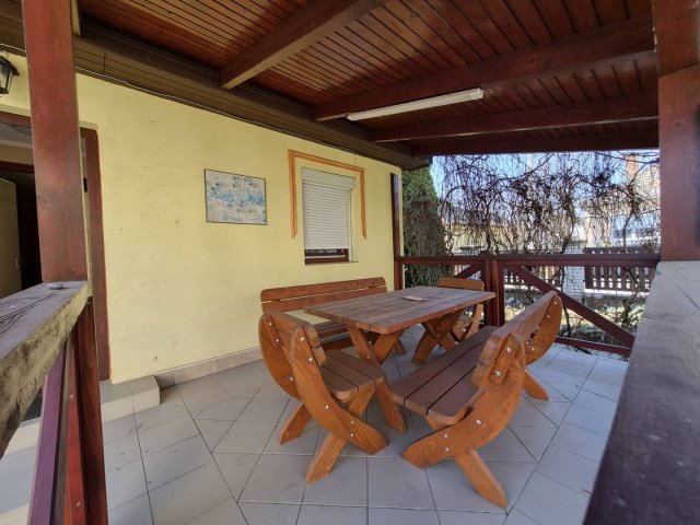Eladó családi ház, Sarudon 30 M Ft, 2 szobás