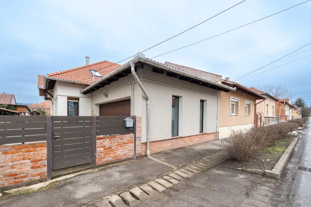 Eladó családi ház, Miskolcon, Testvériség utcában 119 M Ft
