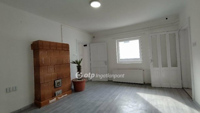 Eladó téglalakás, Budapesten, XX. kerületben 56.9 M Ft