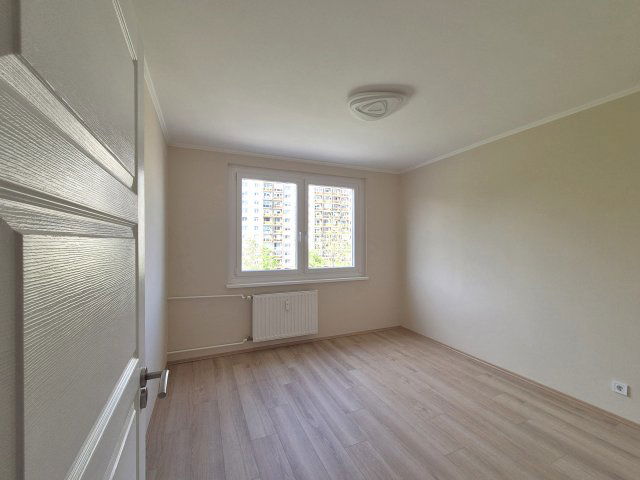 Eladó panellakás, Miskolcon 35.9 M Ft, 2 szobás