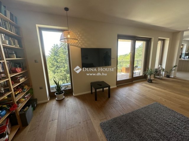 Eladó családi ház, Piliscsabán 198 M Ft, 5 szobás