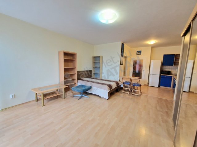 Kiadó téglalakás, albérlet, XIII. kerületben, Gömb utcában