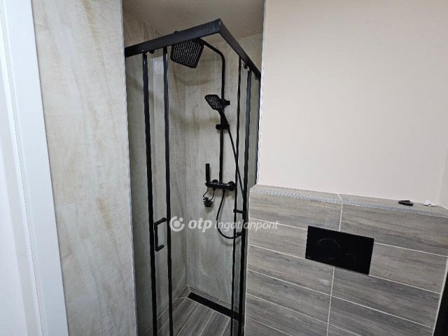 Eladó téglalakás, Budapesten, VII. kerületben 139.9 M Ft