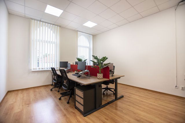 Kiadó iroda, Miskolcon 162 E Ft / hó, 1 szobás