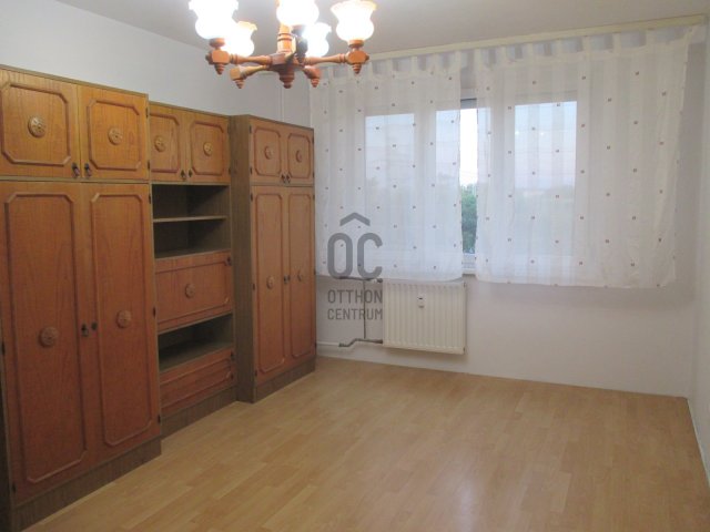 Kiadó panellakás, albérlet, XV. kerületben, Drégelyvár utcában