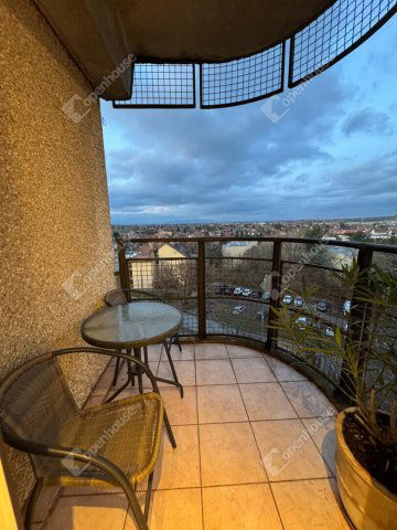 Eladó panellakás, Dunakeszin 92.5 M Ft, 3 szobás