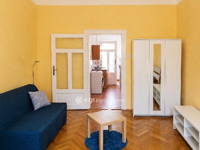 Eladó téglalakás, Budapesten, VIII. kerületben 47 M Ft, 1 szobás