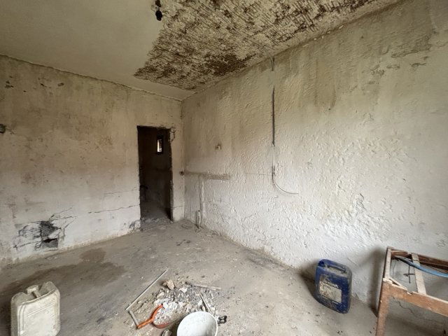 Eladó családi ház, Tiszakeszin 12.9 M Ft, 3 szobás