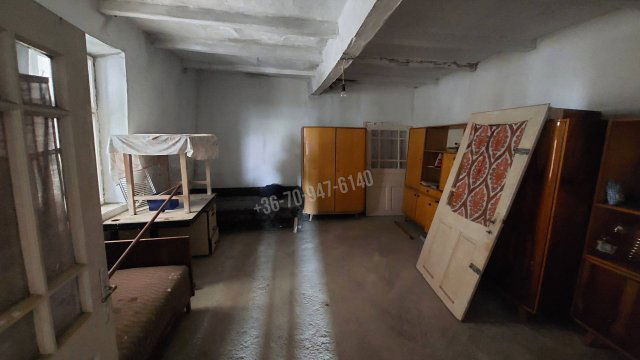 Eladó családi ház, Sarkadkeresztúron 3.9 M Ft, 2 szobás