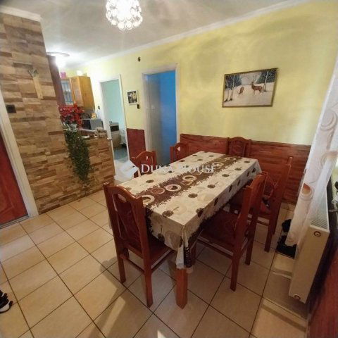 Eladó családi ház, Farmoson 32.5 M Ft, 4 szobás