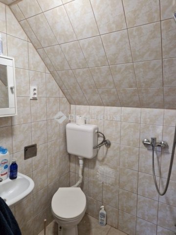 Eladó családi ház, Monoron 89.99 M Ft, 6 szobás