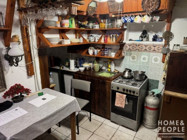 Eladó családi ház, Szegeden 38 M Ft / költözzbe.hu