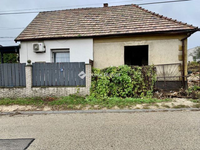 Eladó családi ház, Budapesten, XXII. kerületben 240 M Ft