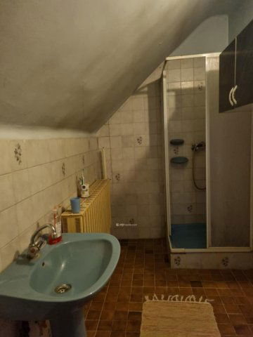 Eladó családi ház, Egyházaskeszőn 39.9 M Ft, 3+1 szobás