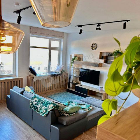 Kiadó téglalakás, albérlet, I. kerületben, Krisztina körúton