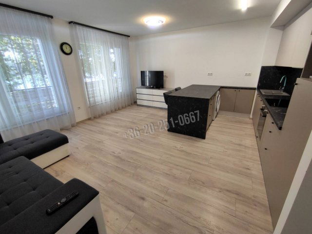Kiadó téglalakás, albérlet, Mohácson 170 E Ft / hó, 2 szobás
