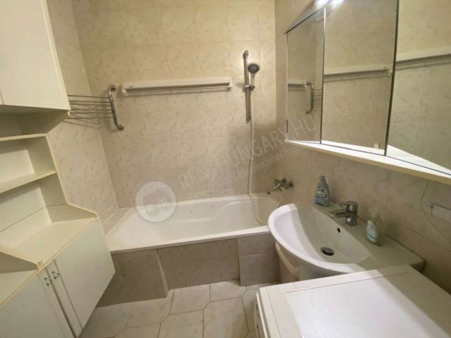 Eladó téglalakás, XII. kerületben, Zirzen Janka utcában