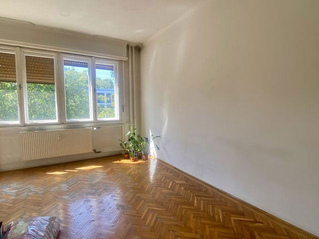 Eladó téglalakás, Budapesten, XI. kerületben 100 M Ft, 4 szobás