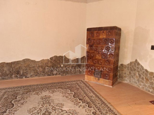 Eladó családi ház, Veszprémben 59.9 M Ft, 3 szobás