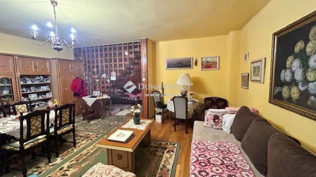 Eladó téglalakás, Kőszegen 46 M Ft, 4 szobás