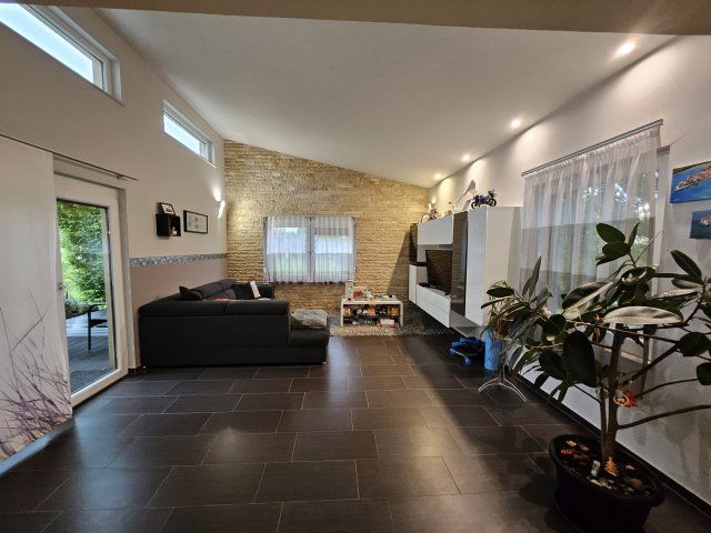 Eladó családi ház, Lukácsházán 124.9 M Ft, 5 szobás