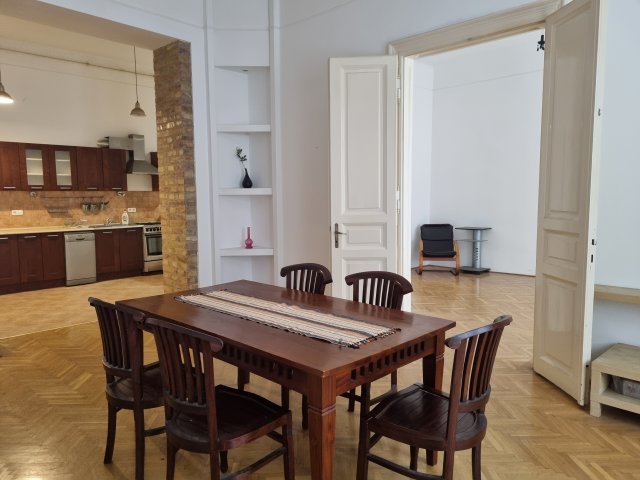 Eladó téglalakás, Budapesten, VII. kerületben 128.5 M Ft