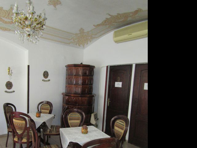 Eladó üzlethelyiség, Egerben 59.9 M Ft, 3 szobás