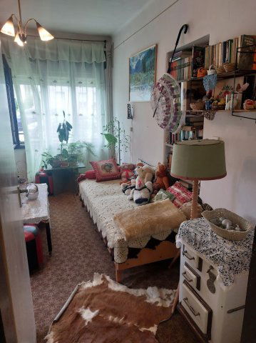 Eladó családi ház, Göllén 15.9 M Ft, 3 szobás