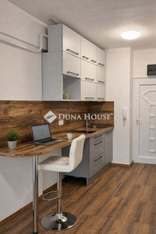 Eladó téglalakás, Zalaegerszegen 25.5 M Ft, 1 szobás