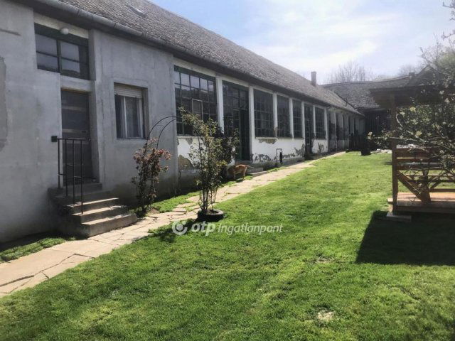 Eladó családi ház, Nagynyárádon 31.45 M Ft, 4 szobás