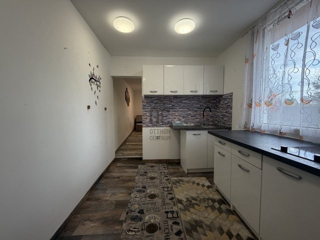 Eladó nyaraló, Palotáson 19.5 M Ft, 1 szobás