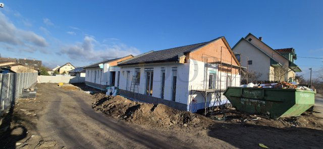 Eladó ikerház, Gyálon 114.9 M Ft, 5 szobás